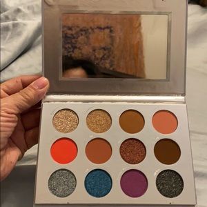 Shampoo Bar Ojitos Brush Trio & Eye Pallet & 💄